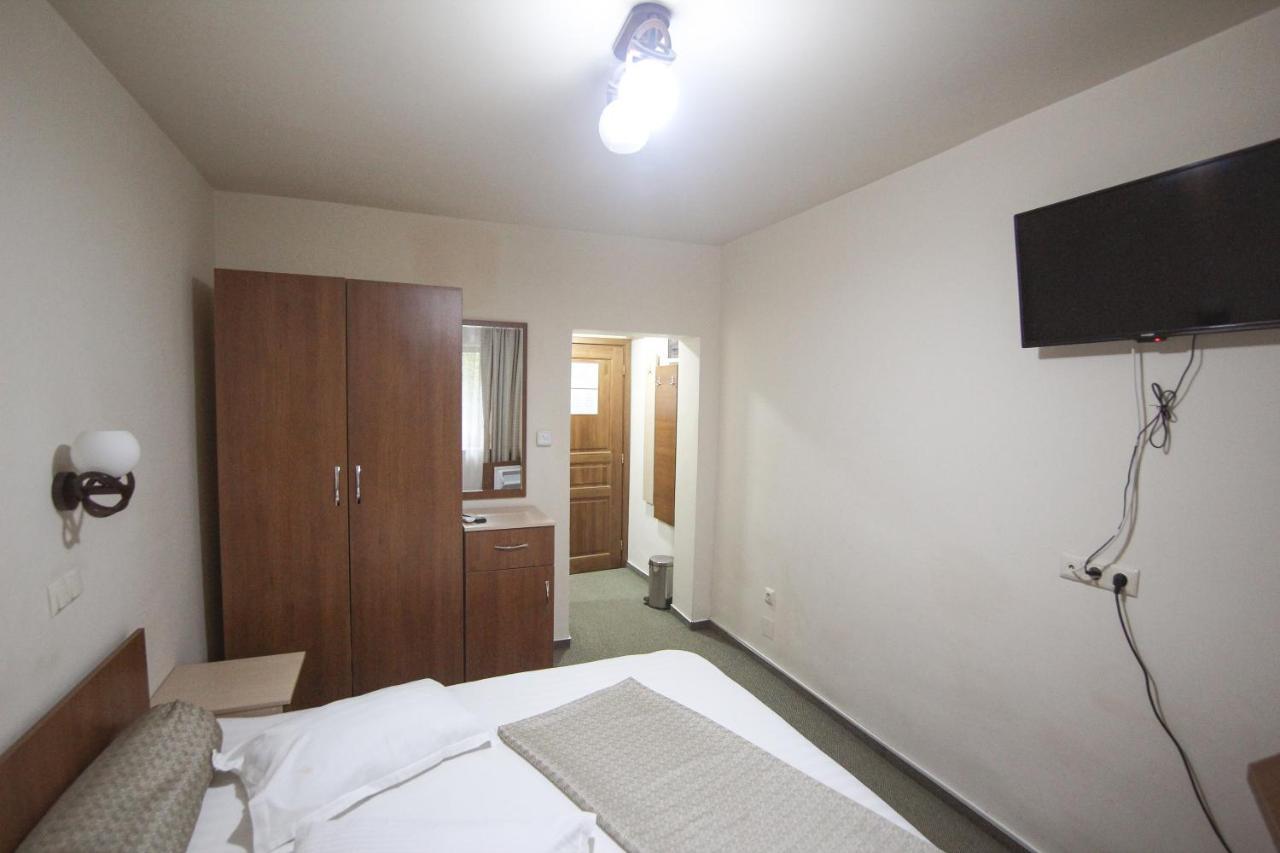 Teju Hotels Slănic Εξωτερικό φωτογραφία