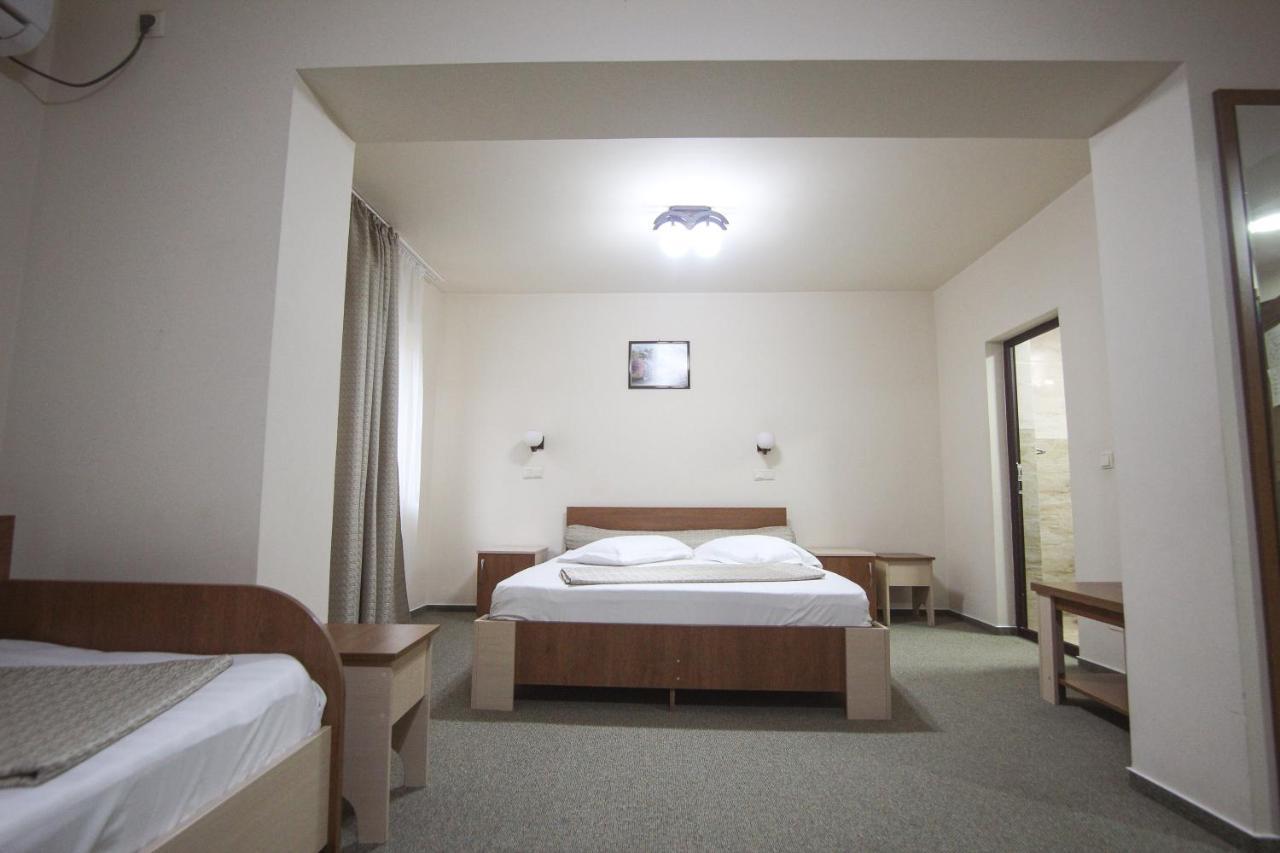 Teju Hotels Slănic Εξωτερικό φωτογραφία